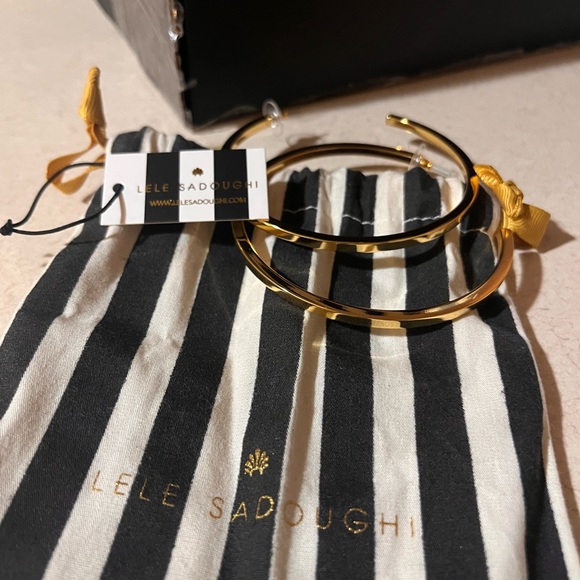 14K Gold Lele Sadoughi  brand new , never worn oversized slim hoops - Picture 1 of 4